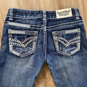 Rock & Roll Cowgirl | Women’s Low Rise Jeans | Size 25 - Boot Cut - 34” Inseam